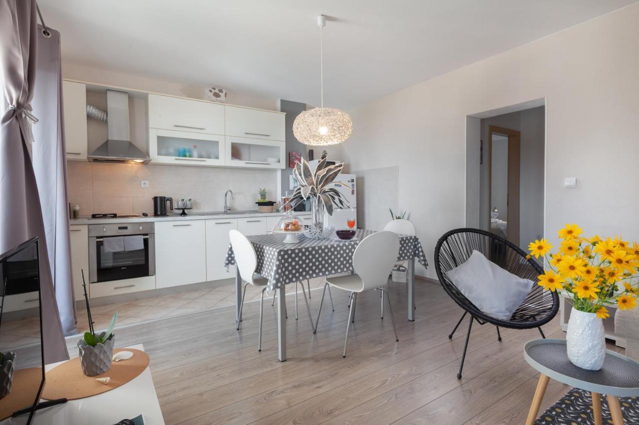 Sea View Ela Apartments بودغورا المظهر الخارجي الصورة